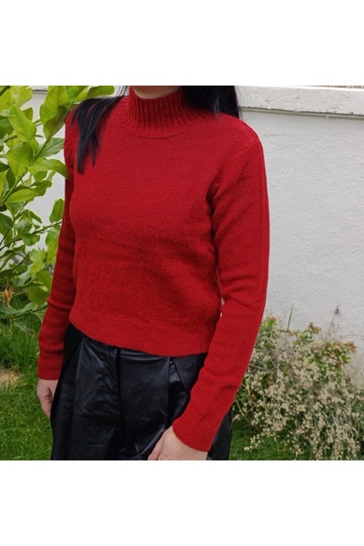 Roosbutik yarım balıkçı yaka kırmızı triko kazak