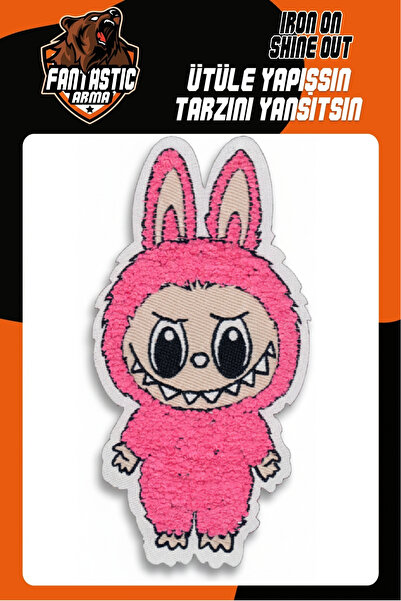 FANTASTIC ARMA Labubu peglačka zakrpa Tkano Arma zakrpa - roze boja (12 x 6cm)