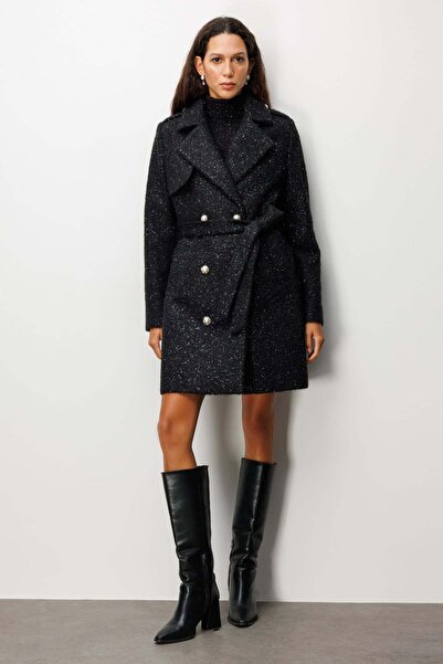 Ekol Beli Kuşaklı İnci Düğmeli Kaban