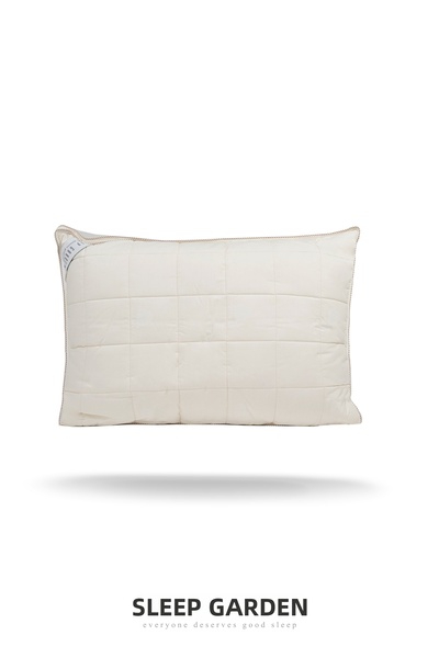 Sleep Garden Pernă din lână Arden Lana, elegantă și luxoasă, cu geantă din iu...