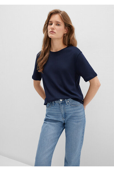 Mavi Navy Blue Basic T-Shirt Semi Slim Fit / Semi-Tight Fit 1612916-86623