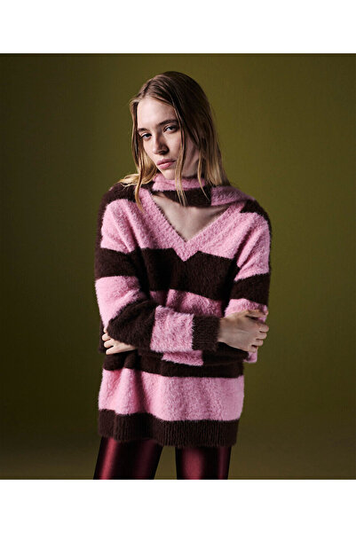 Twist Stocked Sweater