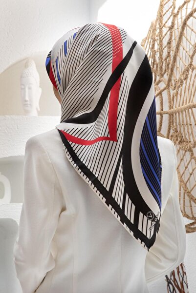 Vissona 100% копринен шарф с геометричен шарж, 90x90, в бял и саксофонов цвят...