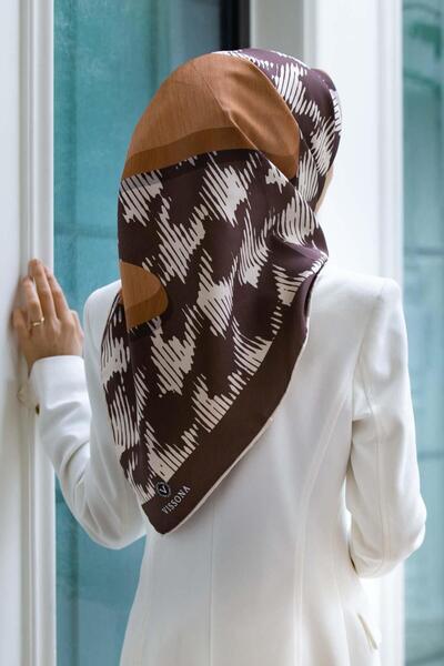 Vissona 100% mătase twill cu model picior de găină maro - culoare cupru 90x90 eșarfă cu cusătură la marginea formei cusute manual