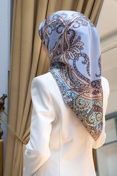 Vissona 100% копринен шал с карета, с мотив, цвят бебешко синьо, 90x90 Метод ...