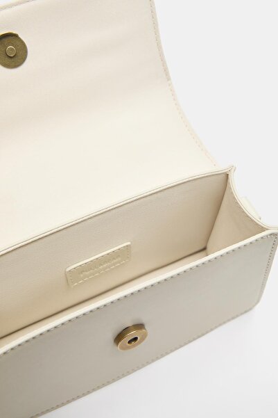 Pull & Bear Sert çapraz askılı çanta