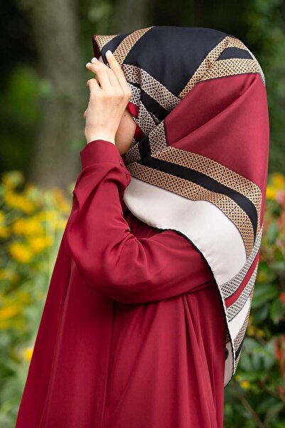 Vissona %100 Twill İpek Geometrik Desenli Siyah - Bordo Renkli 90x90 Eşarp Di...