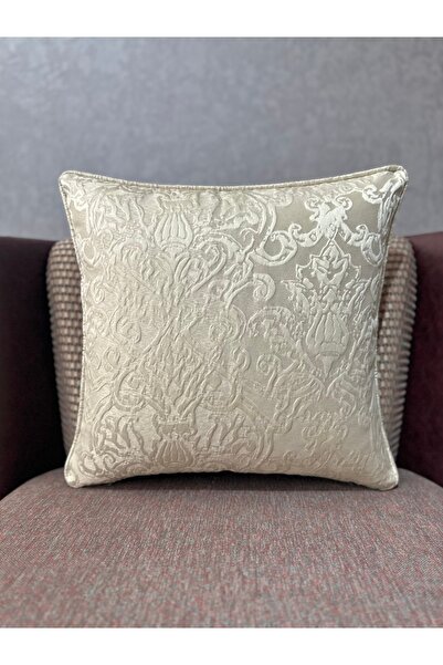 Fabricland حافظة مطرزة بلون كريمي من سلسلة بريميوم مقاس 43 × 43 سم