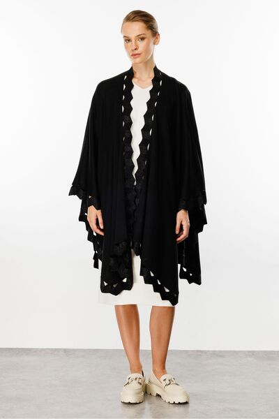 Butik Triko Zigzag Detailed Knitwear Cloak
