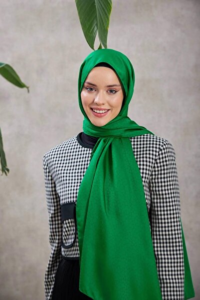 İpekhan شال أليسا بنمط جاكار حريري أخضر 9003-04