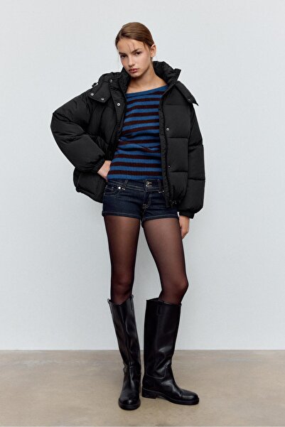 Stradivarius Kapüşonlu Kapitone Ceket