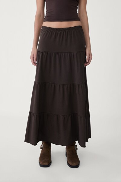 Stradivarius تنورة بوهيمية طويلة وفضفاضة