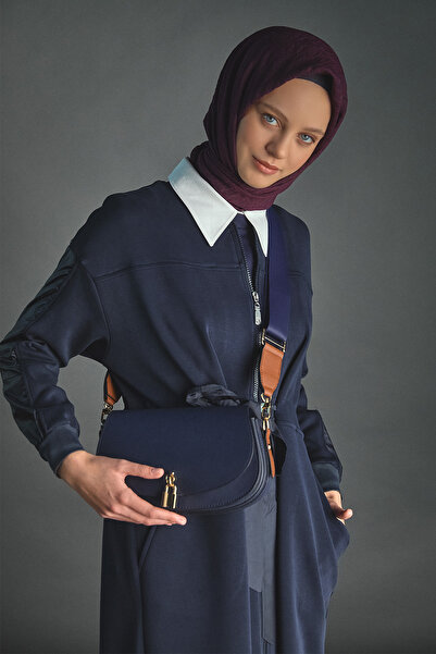 Setrms Kilit Aksesuarlı Sportif Omuz Çantası