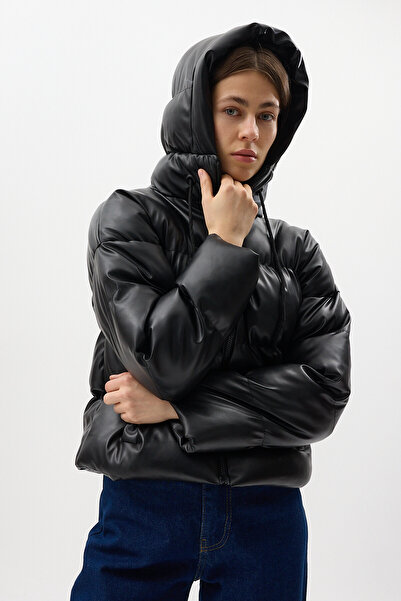 Rays Palton negru aspect de piele cu glugă pentru femei, cu fermoar, 8001