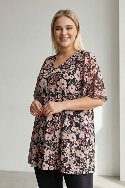 Stil Diva بلوزة كبيرة الحجم بأكمام قصيرة من التول ورقبة على شكل حرف V ومطويات من الأمام 321996