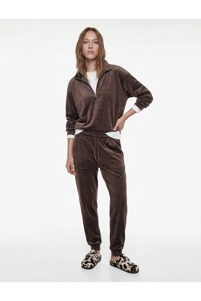 Koton Yarım Fermuarlı Uzun Kollu Rahat Kalıp Dik Yaka Kadife Pijama Üstü