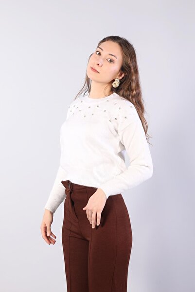 Mckanzie 1451 بلوزة صغيرة بياقة دائرية مزينة بالأحجار