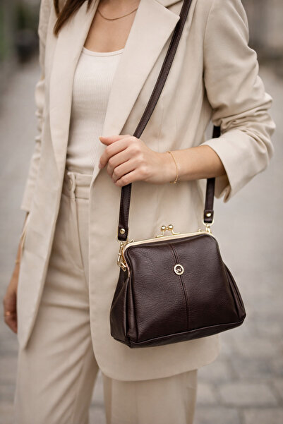 VELVET RUSH Kadın Klipsli Omuz ve El Çantası