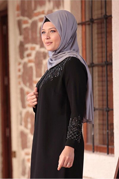 TRENDTESETTÜR KADIN SİYAH BONCUK DETAYLI İŞLEMELİ ABİYE ELBİSE T 1911