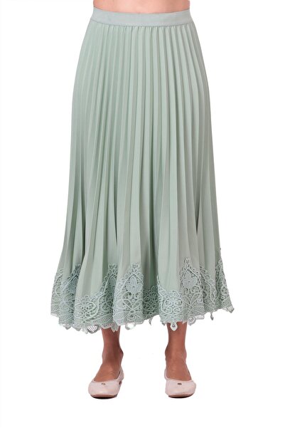 Invee Guipure Pleated Skirt Blue
