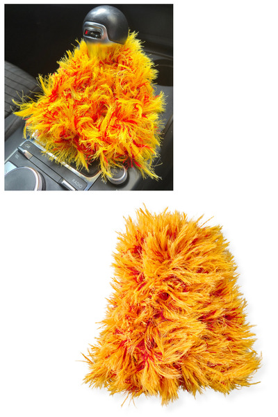 TUSBA MARKET Sarı Kırmızı Renkli Uzun Tüylü Pelüş Oto Vites Körüğü Püskülü – ...