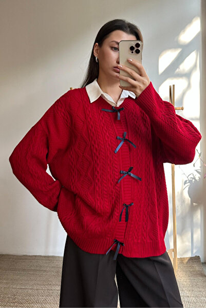 Touché Privé Tricot Cardigan with Bow Detail