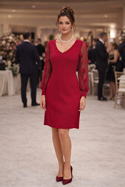 Yaren Moda Triko Elbise (Kollar tül ponpon detaylıdır