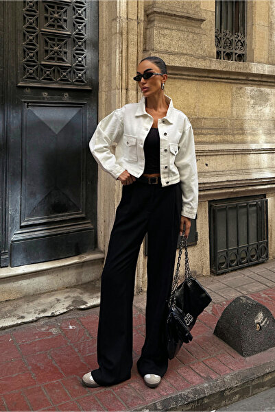 Fav Style Women's Double Pocket Crop Denim Jacket White