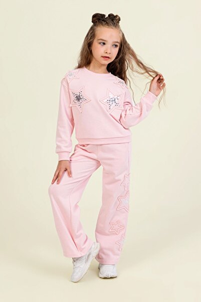 DMB BOYS & GIRLS طقم رياضي للفتيات من Caren Kids - طقم رياضي مزين بالنجوم وتف...