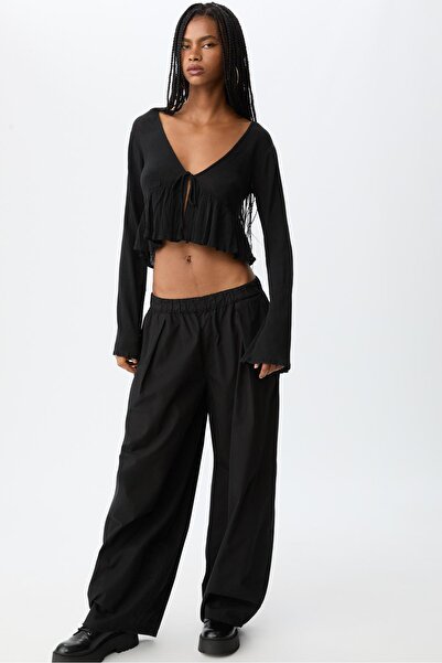 Stradivarius Bağcıklı fırfırlı gömlek