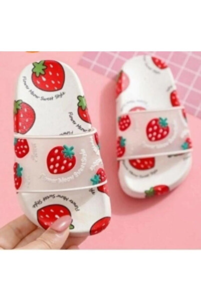 GEZER Kız Çocuk Byeaz Kırmızı Çilekli Günlük Terlik