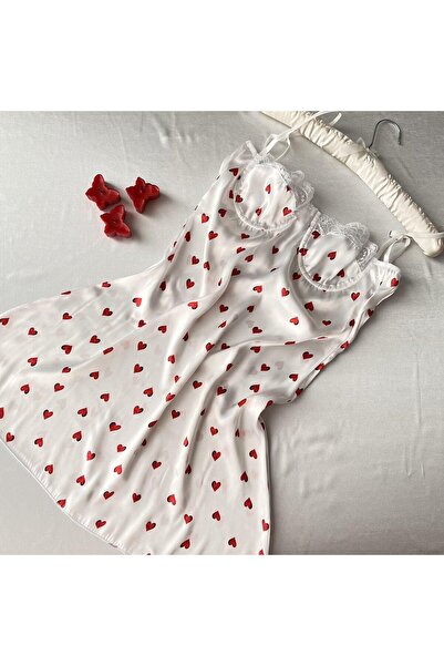 KARAZ Göğüs Dantel Detaylı Saten Gecelik - BEYAZ (KIRMIZI KALP DESENLİ)-L