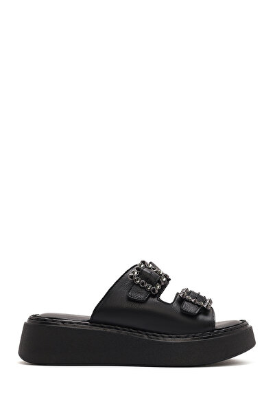 Derimod شبشب نسائي مريح من الجلد بإبزيم مزدوج ونعل سميك أسود اللون 25SFD 341518