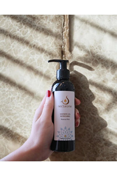 Aura Moon Auramoon Nectarome Naanaa Mint Shower Gel