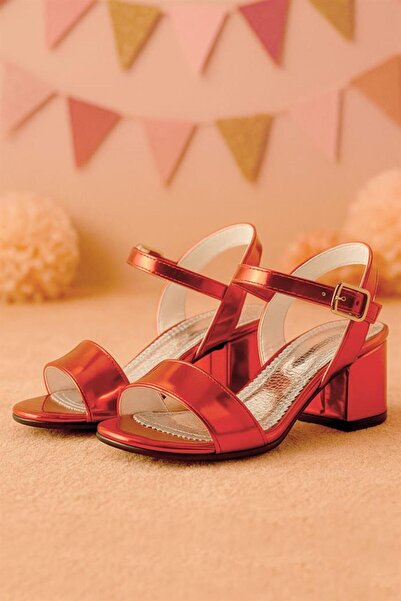 hapshoe حذاء سهرة بناتي بكعب سميك ومرآة باللون الأحمر