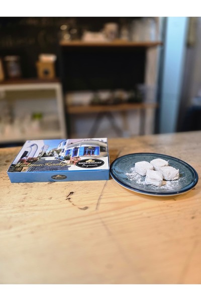 Madamın Kahvesi Ev Yapımı Bademli Kurabiye 250g - Taptaze & Aromatik Tat