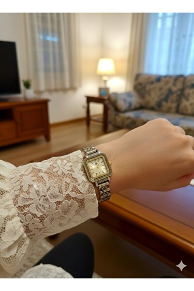 PW POLO WHITE ساعة اليد النسائية