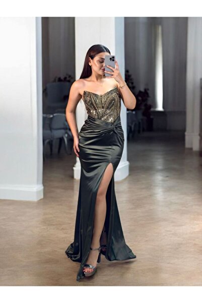 OLA Safir Göğsü Payet İşlemeli Beli Düğüm Detaylı Yeşil Renk Saten Abiye Elbise