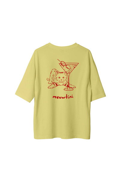 CANDLEMASTORE Meowtini - Oversized T-Shirt