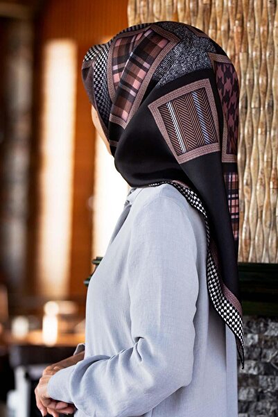 Vissona %100 Twill İpek Kazakayaklı Ve Ekose Desenli Siyah - Pudra Renkli 90x...