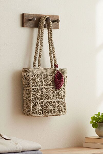 Uretti - Nazlı 4607 4784 Hand Knitted Motif Paper String Shoulder Bag