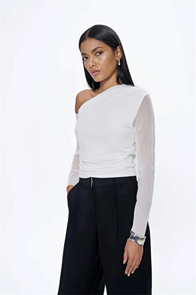 MU&ME BOUTİQUE Bluz Düşük Omuz Tül Detayli