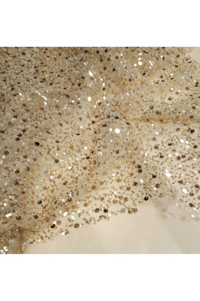 Safir Kumaş İnci Pul ve Boncuk İşlemeli Açık Gold Rengi Dantel 2 Metre