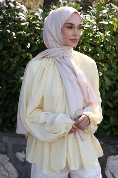VALORSCARF شال بنمط مونوغرام مسحوق القرنفل