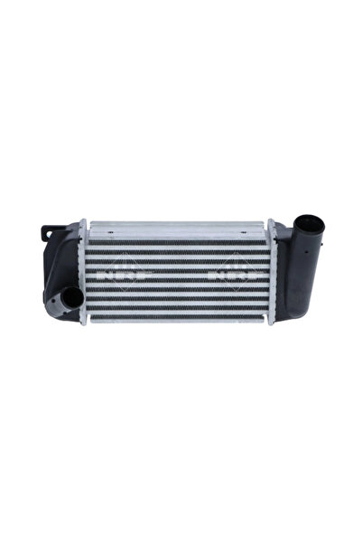 NRF Intercooler Compresor Toyota Auris/Corolla Limuzina