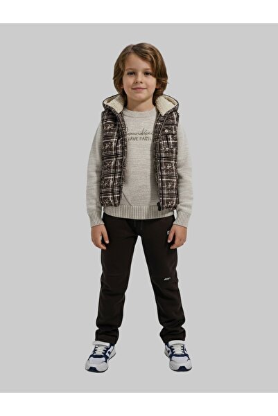 kinzi fashion بدلة ولادي شتوي أنيقة تجمع بين الراحة والأناقة