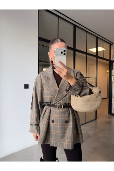 BB Bensu Buyruk KEMERLİ EKOSE TRENÇKOT