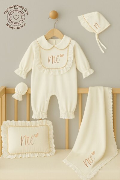 Minytrendy Kız Bebek İsim Nakışlı Yenidoğan Tulum Battaniye Yastık Kılıfı Gol...