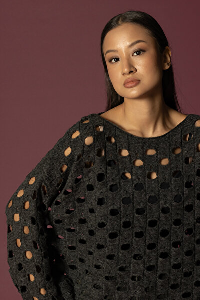 Nisan سترة تريكو مضلعة