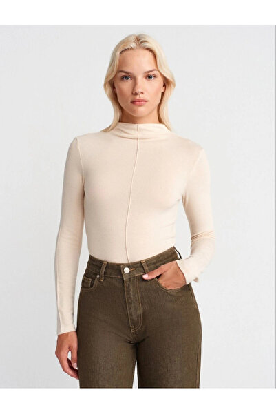 esilamoda Kadın Krem Parmak Geçmeli Body